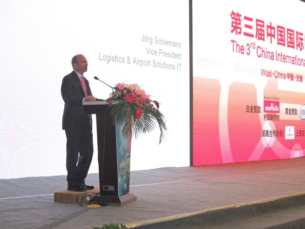 Jörg Schiemann auf der IOT Konferenz in Wuxi, China